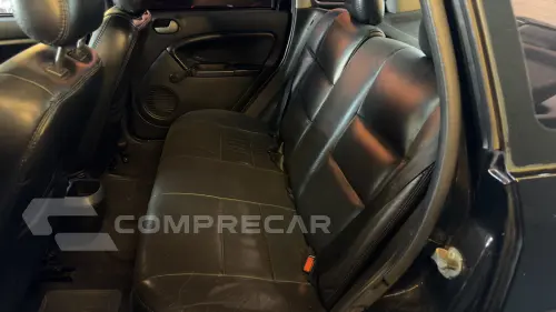FIESTA 1.6 MPI Class Hatch 8V