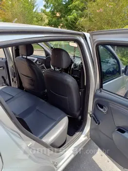 SANDERO 1.6 Expression 8V