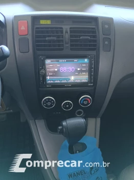 Tucson GL Automática
