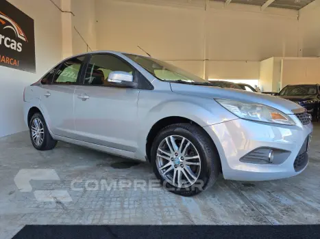 Focus Sedan 2.0 16V/2.0 16V Flex 4p Aut.