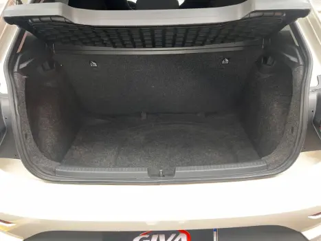 Polo Track 1.0 Flex 12V 5p