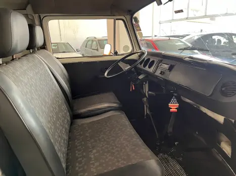 KOMBI 1.6 Furgão 8V