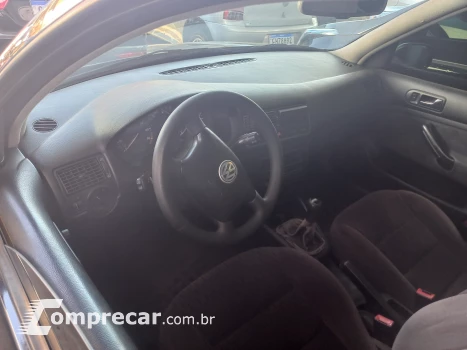 GOLF 2.0 MI 8V