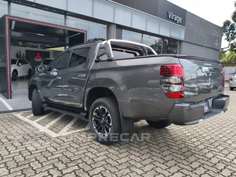 L200 TRITON 2.4 16V Turbo Sport HPE CD 4X4