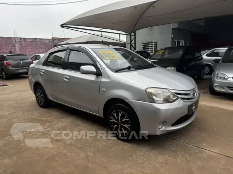 Etios Sedan 1.5 16V 4P FLEX XS