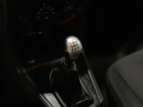 FIESTA 1.6 SE HATCH 16V FLEX 4P MANUAL