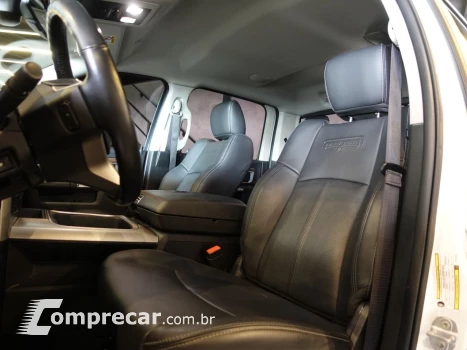 Classic 5.7 V8 32V 4P HEMI LARAMIE AUTOMÁTICO