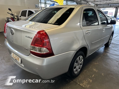 ETIOS 1.5 X Sedan 16V