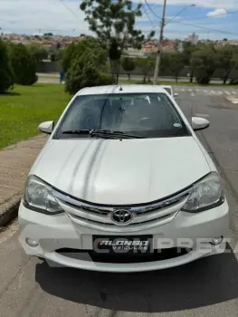 Etios Sedan 1.5 XLS