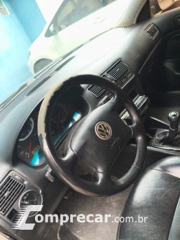 GOLF 2.0 MI 8V