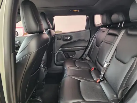 COMPASS 2.0 16V DIESEL LIMITED 4X4 AUTOMÁTICO