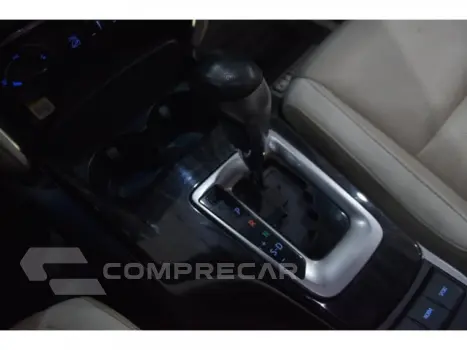 HILUX SW4 - 2.8 D-4D TURBO DIAMOND 7L 4X4 AUTOMÁTICO