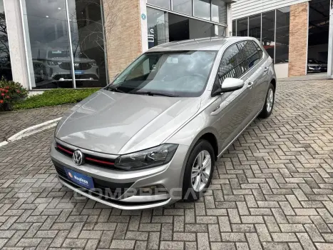 Volkswagen Polo 1.0 Flex 12V 5p 4 portas