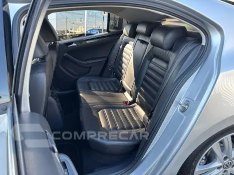 JETTA Highline 2.0 TSI 16V 4p Tiptronic