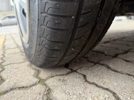 SANDERO - 1.0 12V SCE EXPRESSION 4P MANUAL