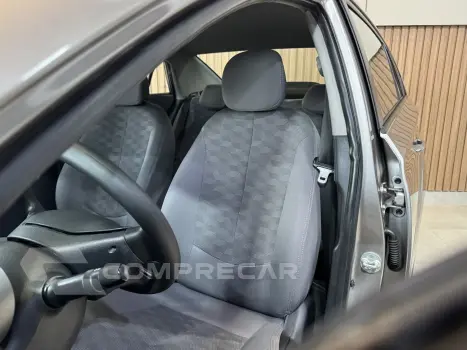 HB20S 1.6 COMFORT PLUS 16V FLEX 4P MANUAL