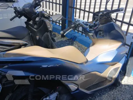 PCX DLX - SCOOTER