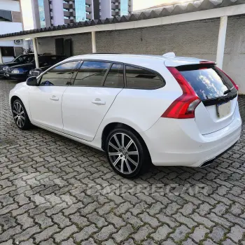 V60 2.0 T4 Momentum