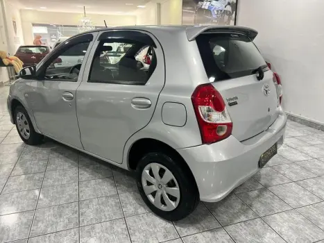 ETIOS HB X 13L MT