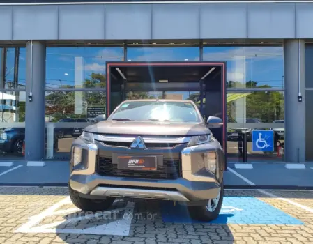 TRITON 2.4 Biturbo CD HPE 4X4