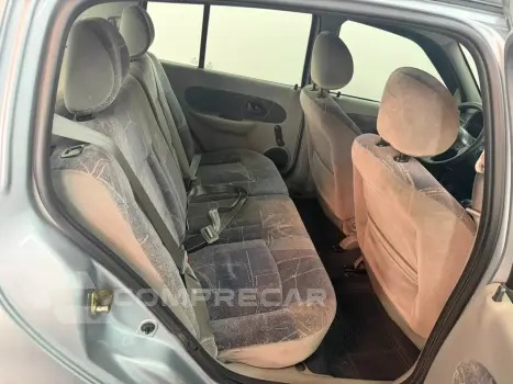 Clio Privilège Hi-Flex 1.6 16V 5p