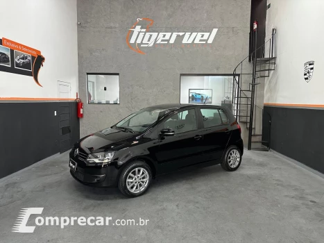 Volkswagen FOX 1.6 MI Comfortline 8V 4 portas