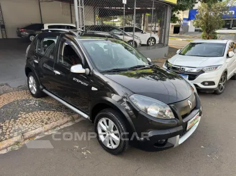 SANDERO STEPWAY Hi-Flex 1.6 16V 5p