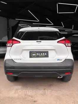 Kicks S 1.6 16V FlexStar 5p Mec.