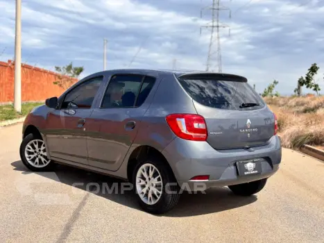 SANDERO 1.0 12V SCE FLEX AUTHENTIQUE MANUAL