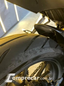 CB Twister 300 F