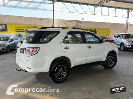 HILUX SW4 3.0 SRV 4X4 7 LUGARES 16V TURBO INTERCO