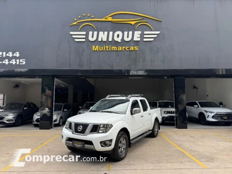 NISSAN Frontier SV AT. CD 4x4 2.5 TB Dies. Aut. 4 portas