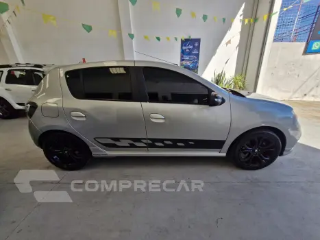 SANDERO 2.0 16V RS