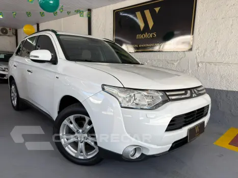 Mitsubishi OUTLANDER 3.0 GT 4X4 V6 24V Nova 4 portas