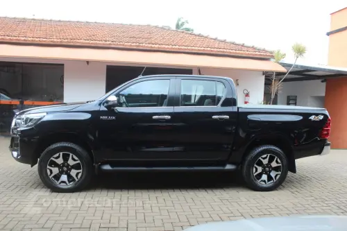Hilux Caminhonete 2.8 16V SRX 50 ANOS 4X4 TURBO DIESEL CABIN