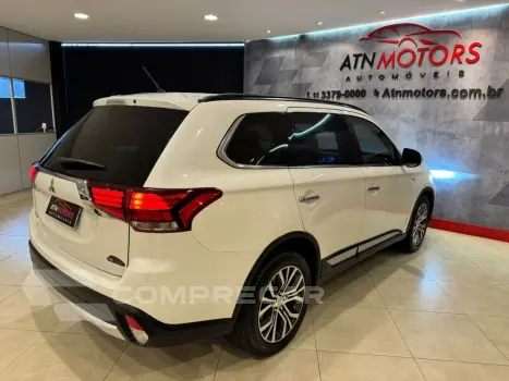 Outlander 3.0 V6 24V 4P GT 4X4 AUTOMÁTICO