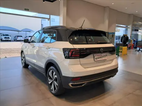 T-CROSS 1.0 200 TSI TOTAL FLEX COMFORTLINE AUTOMÁ