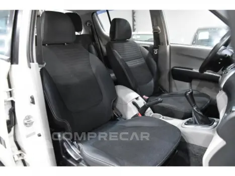 L200 TRITON - 2.4 HLS 4X2 CD 16V 4P MANUAL