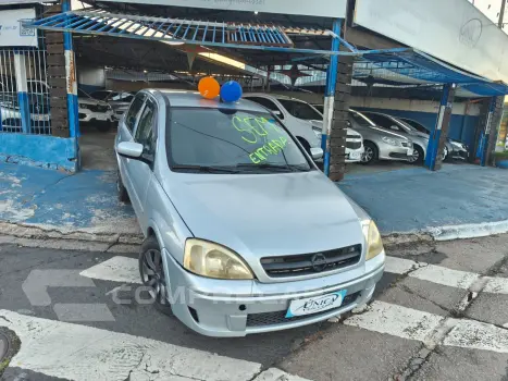 CORSA 1.4 MPFI Premium Sedan 8V