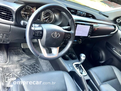 HILUX 2.8 D-4D TURBO DIESEL CD SRX 4X4 AUTOMÁTICO