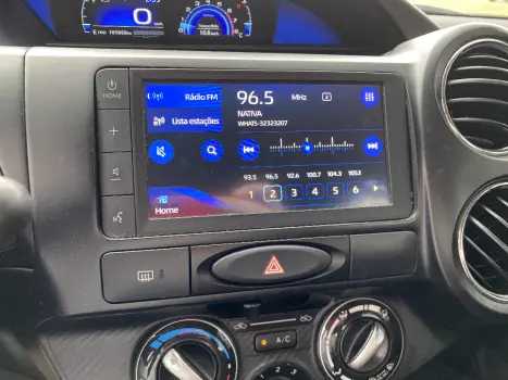ETIOS 1.5 X PLUS SEDAN 16V FLEX 4P AUTOMÁTICO