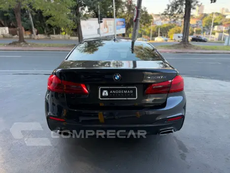 530E 2.0 16V Twinpower Híbrido M Sport Automático