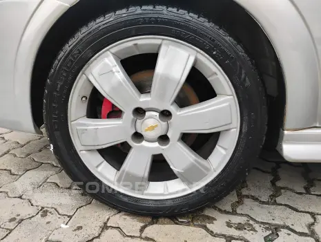 ASTRA 2.0 MPFI Advantage Sedan 8V
