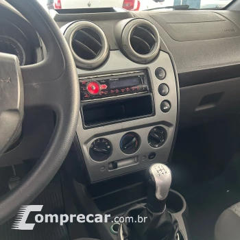 FIESTA 1.0 MPI Class Hatch 8V