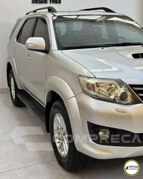 Hilux SW4 3.0 16V 4P SRV 4X4 TURBO DIESEL AUTOMÁTICO