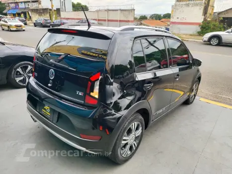 up! cross 1.0 TSI Total Flex 12V 5p