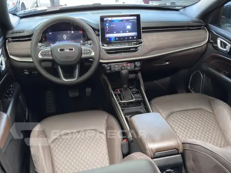 COMMANDER 1.3 T270 TURBO FLEX OVERLAND AT6
