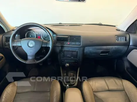 VOLKSWAGEN Golf Sportline 1.6 Mi Total Flex 8V 4p