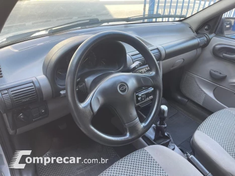 CLASSIC 1.0 MPFI Sedan 8V
