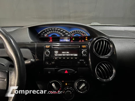 ETIOS 1.5 XLS SEDAN 16V FLEX 4P MANUAL